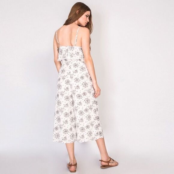 Ribbon Grey size small Black and white floral romper - Picture 2 of 9